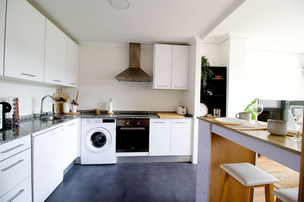 Apartamento Tranquilo En Miengo Bagian luar foto